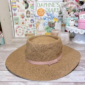 Universal Thread Women’s Straw Hat Pink Trim Adjustable Beach Gardening Spring